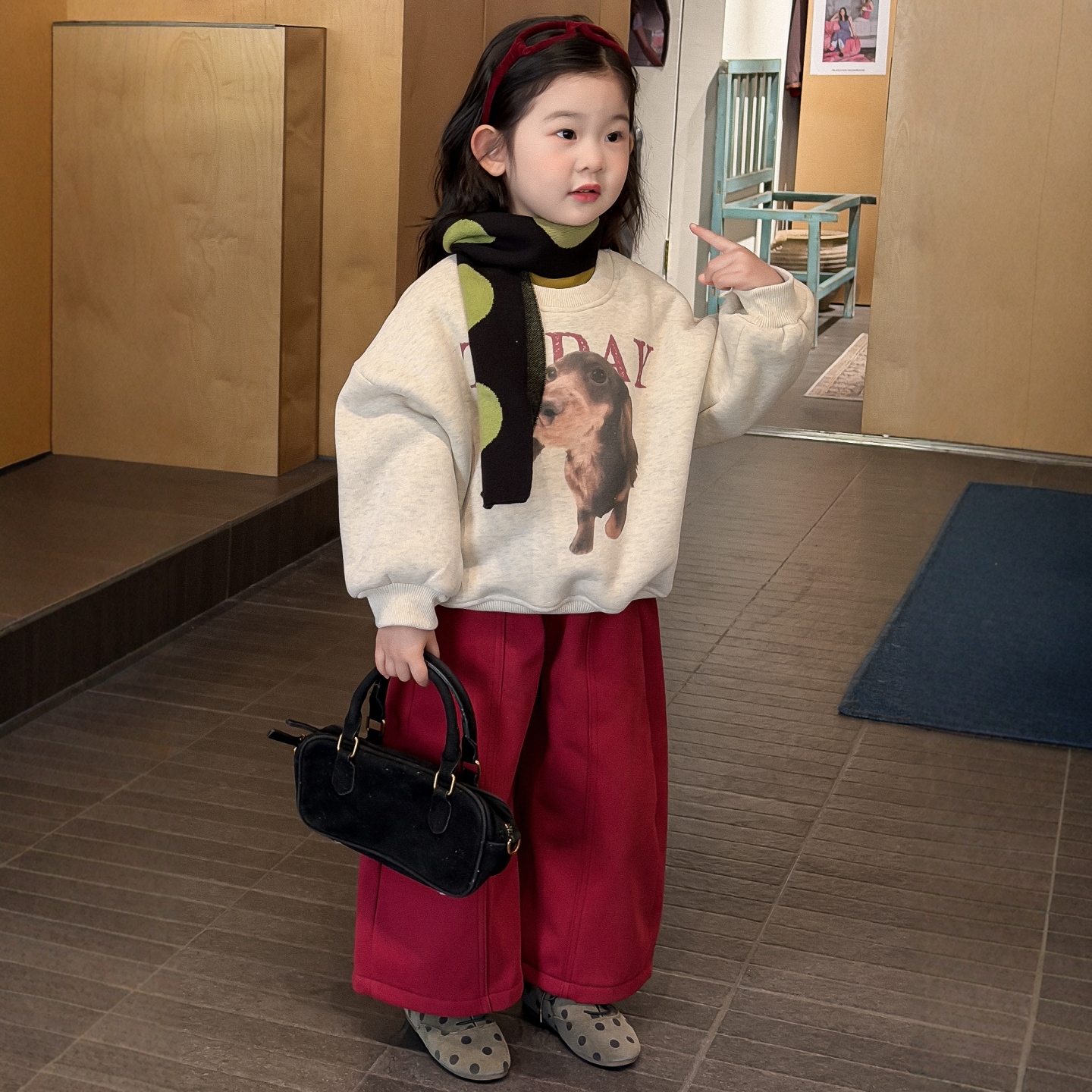 女童加绒卫衣+加绒裤子+打底衫