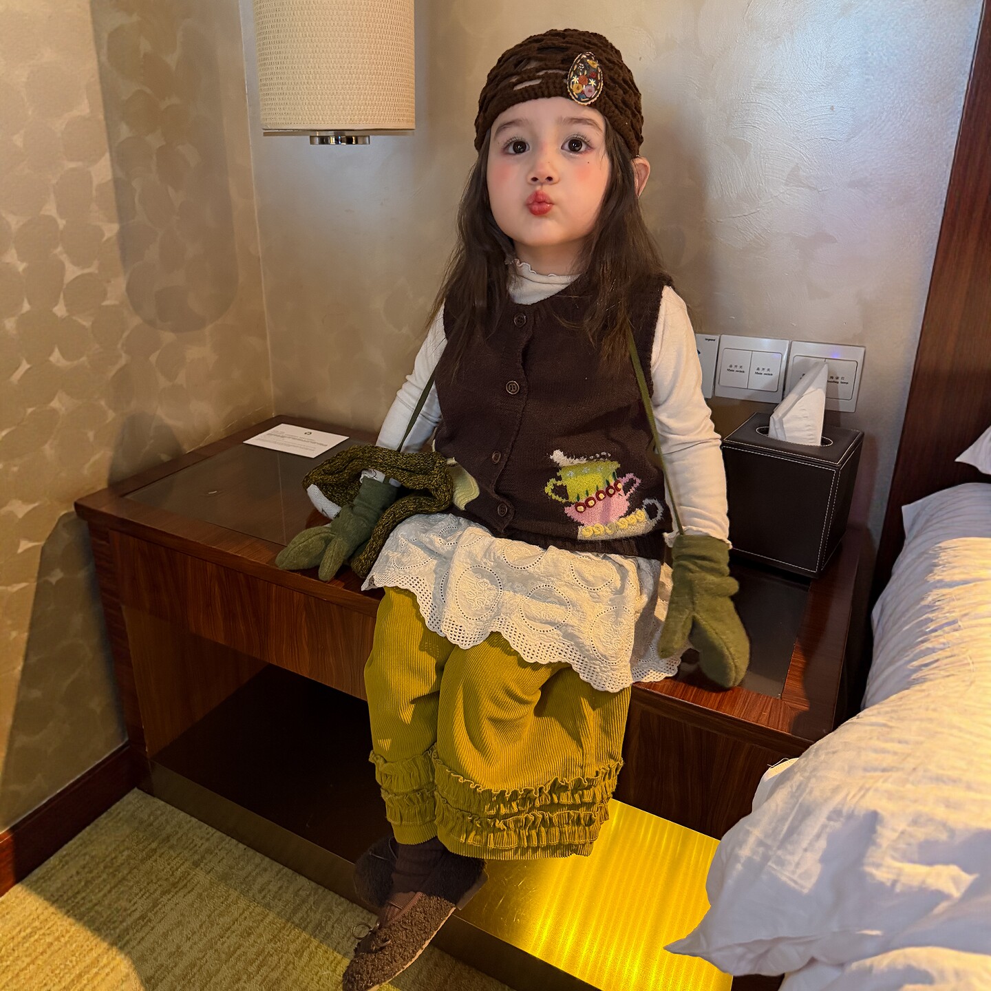 专柜女童春秋针织马甲叠穿套装图片