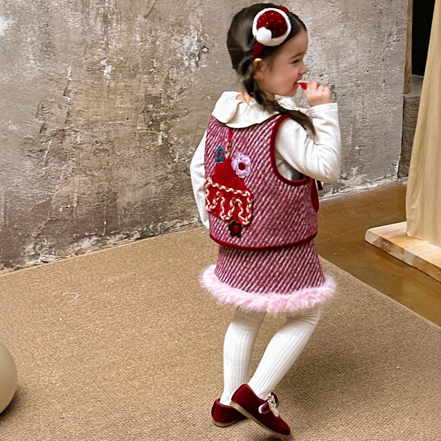 女童圣诞短裙套装新款儿童节日背心短裙加厚可爱刺绣女宝宝三件套,童装/婴儿装/亲子装,套装,淘宝优惠券,粉丝福利购,淘宝优惠卷