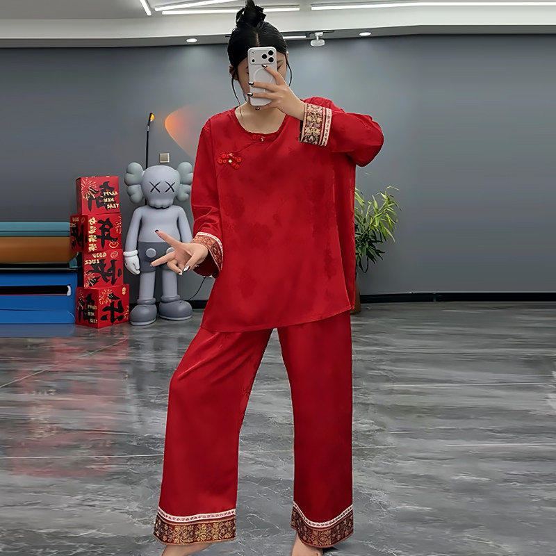 新中式盘扣提花家居服睡衣套装微胖mm2025冬季新款大码宽松女装潮,女士内衣/男士内衣/家居服,睡衣/家居服套装,淘宝优惠券,粉丝福利购,淘宝优惠卷