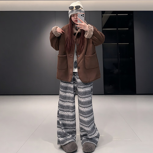 设计感两面穿皮毛一体外套条纹裤
