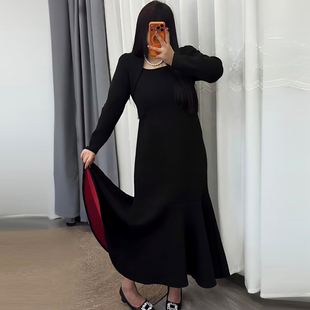 一字肩V领方领红底鱼尾连衣裙胖mm2025显瘦宽松大码冬季新款女装