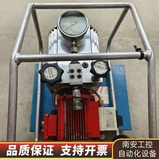 原来压力表玻璃玻璃碎了 ITH拉伸泵 看图