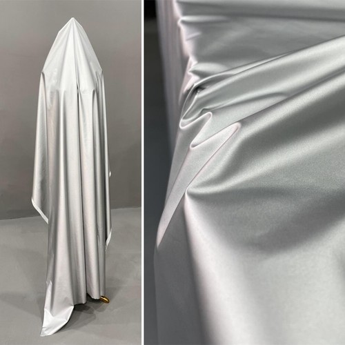 哑光银色亲肤感羽绒服布料消光