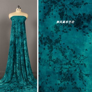 湖绿色-复古扎染植绒面料-雕花满天星中国风弹力旗袍上衣礼服布料