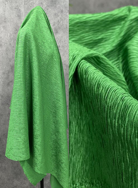 草绿色针织树皮皱牛肚布面料三宅一生肌理褶皱压皱打皱布服装布料