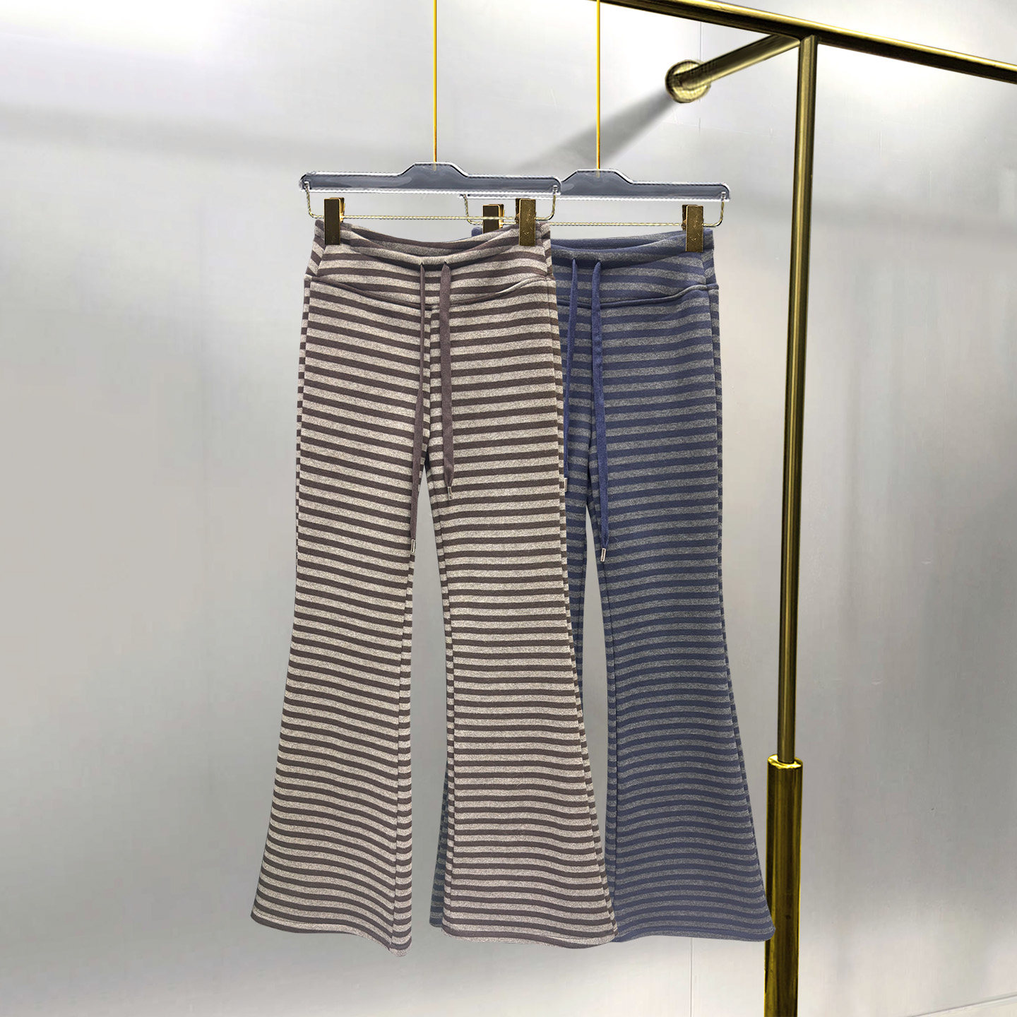 加绒加厚条纹休闲微喇裤女冬松紧腰抽绳修身显瘦百搭软糯米喇叭裤,女装/女士精品,休闲裤,淘宝优惠券,粉丝福利购,淘宝优惠卷