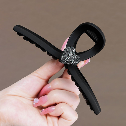 爱心水钻抓夹高级感百搭抓夹