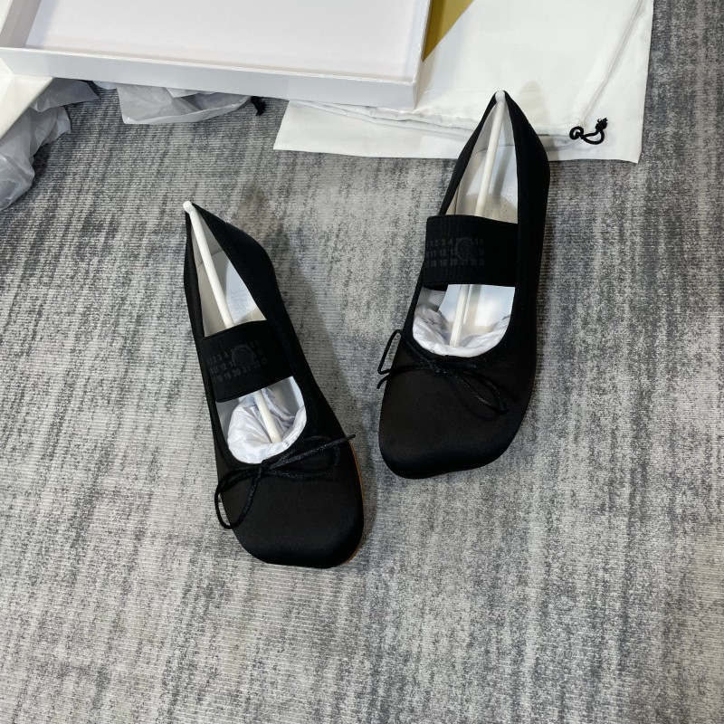 thumbnail for Spring 2025 New Leather Mary Jane Low-Heeled Special-Heeled Apple Toe Bow Single Shoes Flat Ballet Shoes