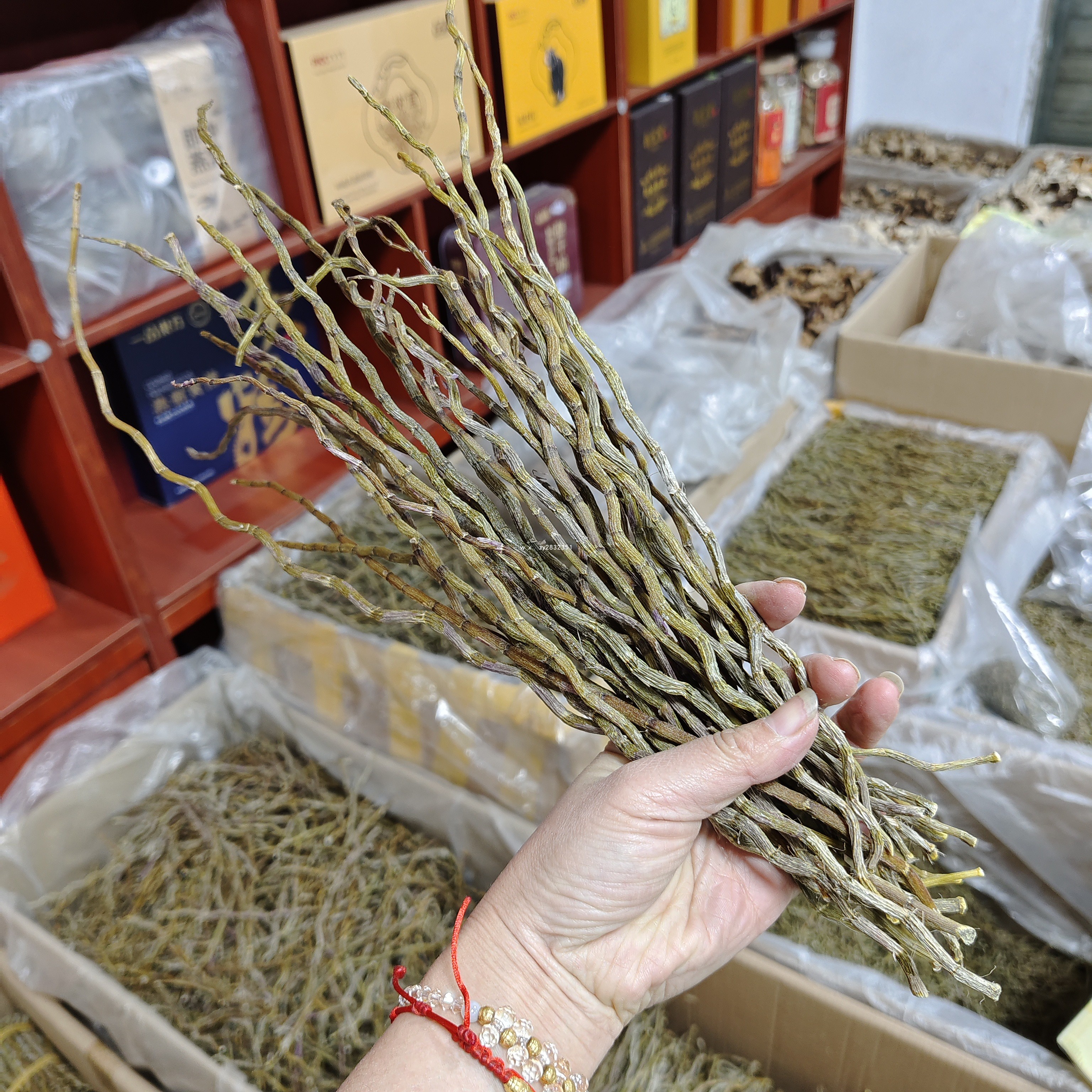 云南铁皮石斛干条铁皮石斛片枫斗石斛寸条米斛龙头凤尾铁皮石斛粒