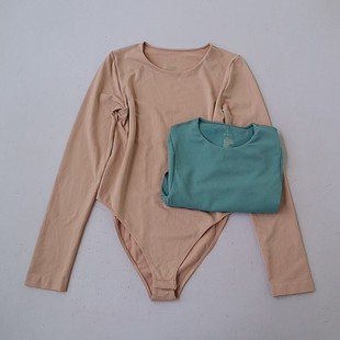 春秋新款女士纯色圆领长袖连裆防走光时尚性感打底衬衫Y1