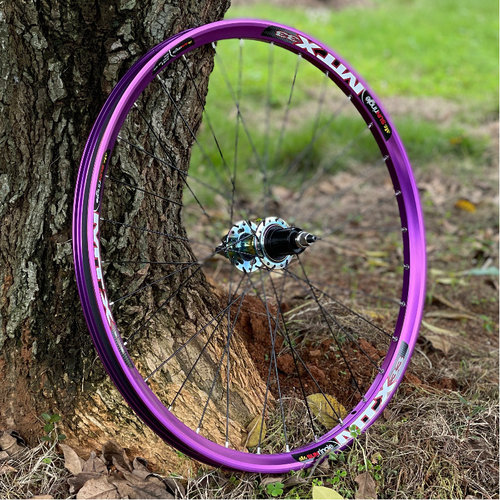 眼镜蛇对锁135mm轮组26寸土坡