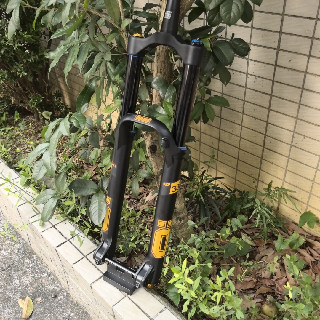 奥林斯RXF38M.1速降避震前叉
