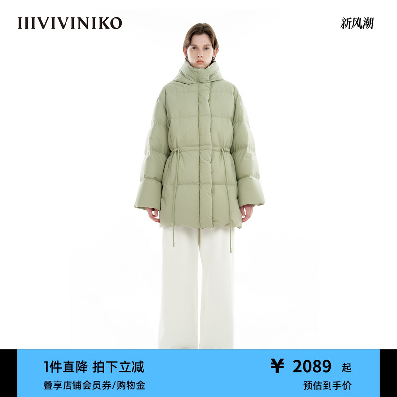 宽松连帽羽绒服IIIVIVINIKO