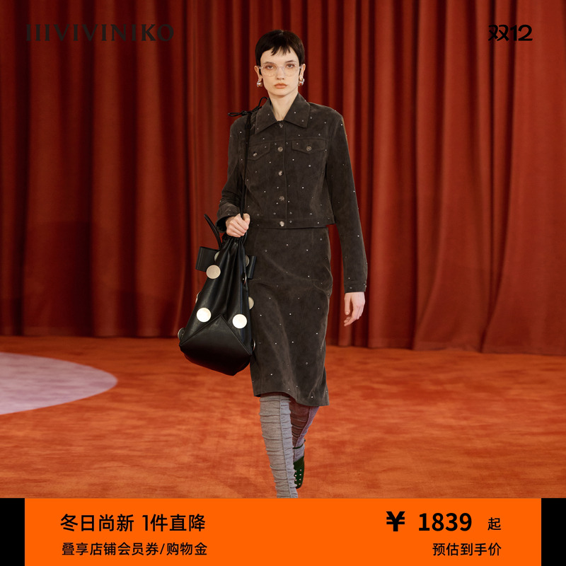 【戚薇/孟子义/卢昱晓同款】IIIVIVINIKO冬新款仿麂皮绒外套女