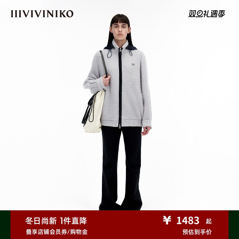 羊毛短款大衣IIIVIVINIKO
