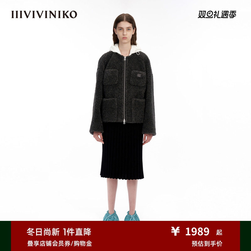 耗牛绒短大衣IIIVIVINIKO