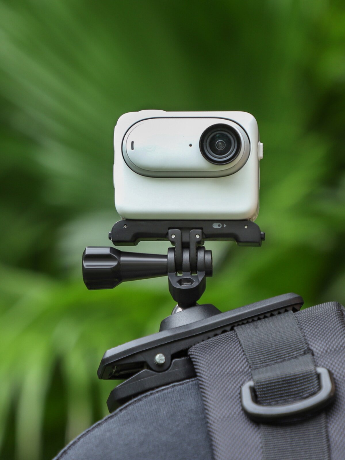 ACTION4 GO3 범용 자석 브래킷 360도 GOPRO12 액션 카메라 배낭 클립