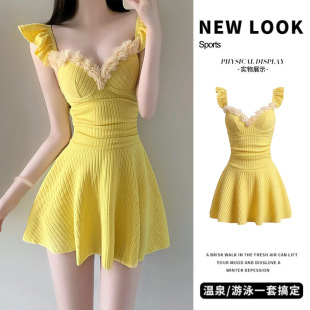 泳衣女连体2026新款 性感纯欲钢托小胸聚拢显瘦保守高级感显白绝美