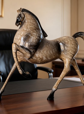 态生活复古桌面马年摆件