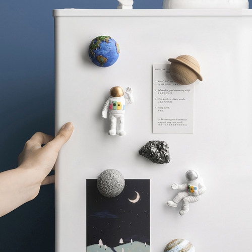 态生活网红北欧太空人星球冰箱贴