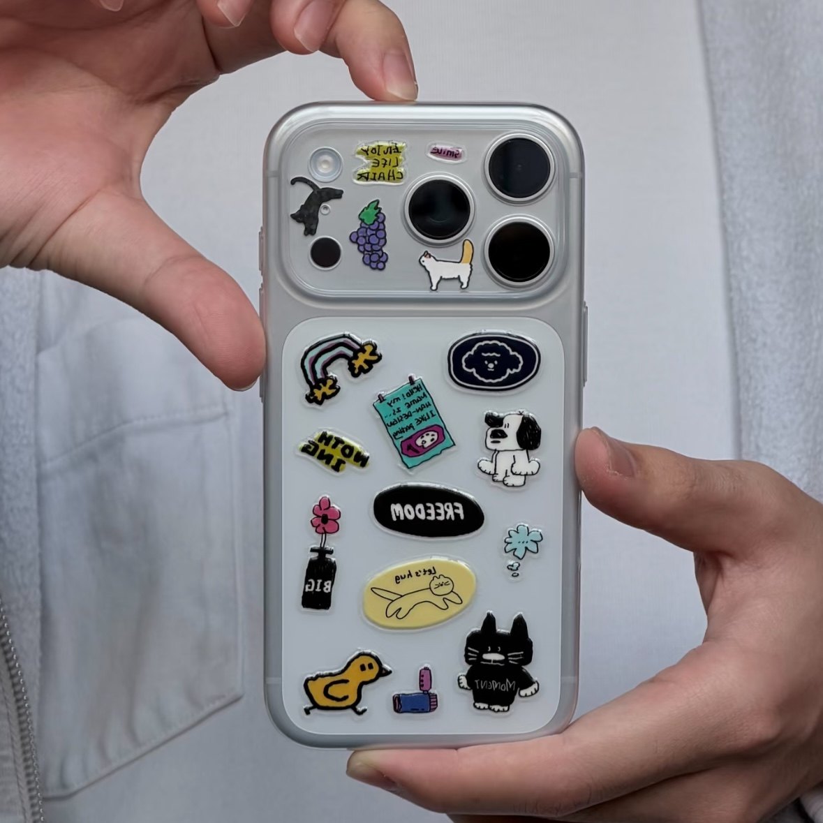 简约风高级适用苹果17/16promax手机壳iphone15p