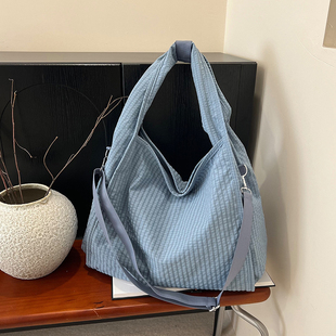 简约百搭包包女2025新款休闲单肩斜挎包高级感大容量收纳袋托特包