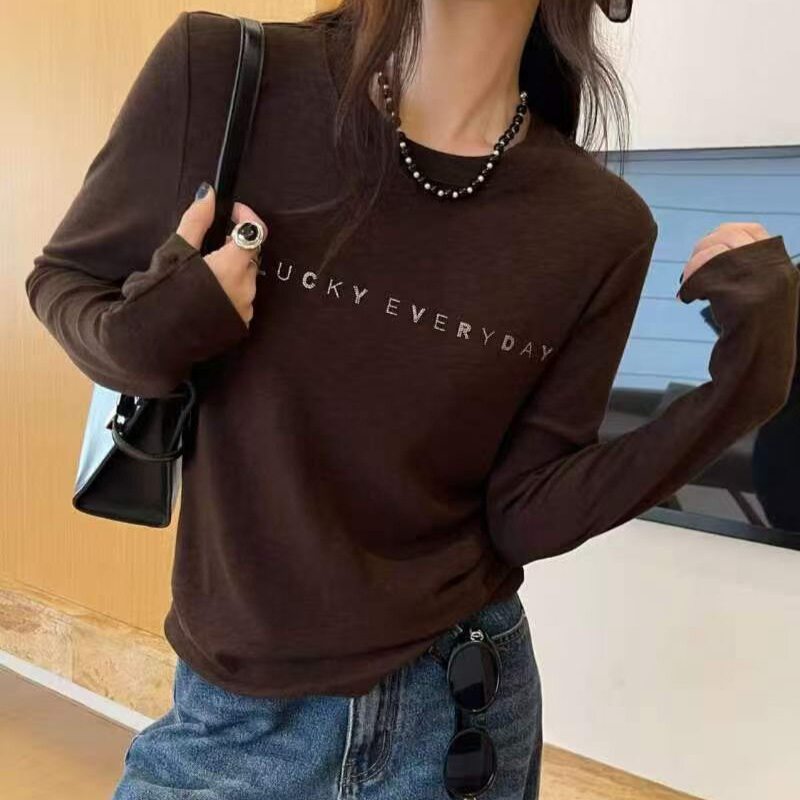 初秋穿搭烫钻长袖T恤女纯色宽松显瘦洋气减龄小衫体恤内搭上衣服