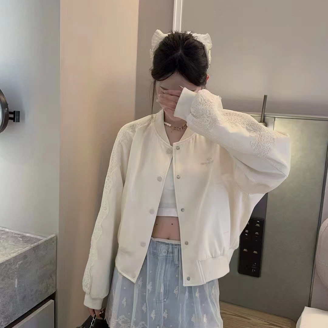 设计感蕾丝拼接棒球服短外套女欧洲站春秋季新款时尚夹克上衣