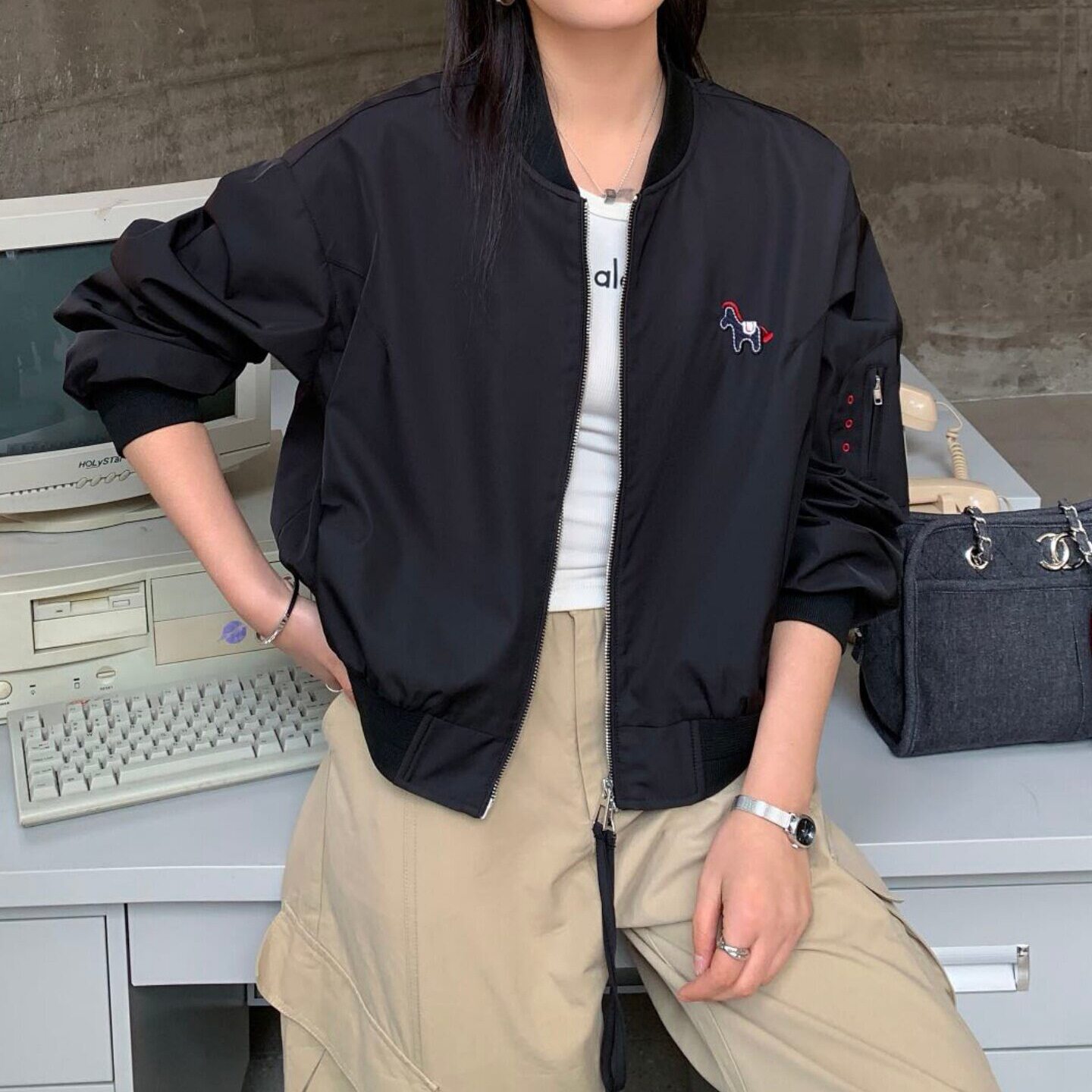 2026年春秋新款流行女装短款棒球服夹克外套小马刺绣时尚韩版洋气