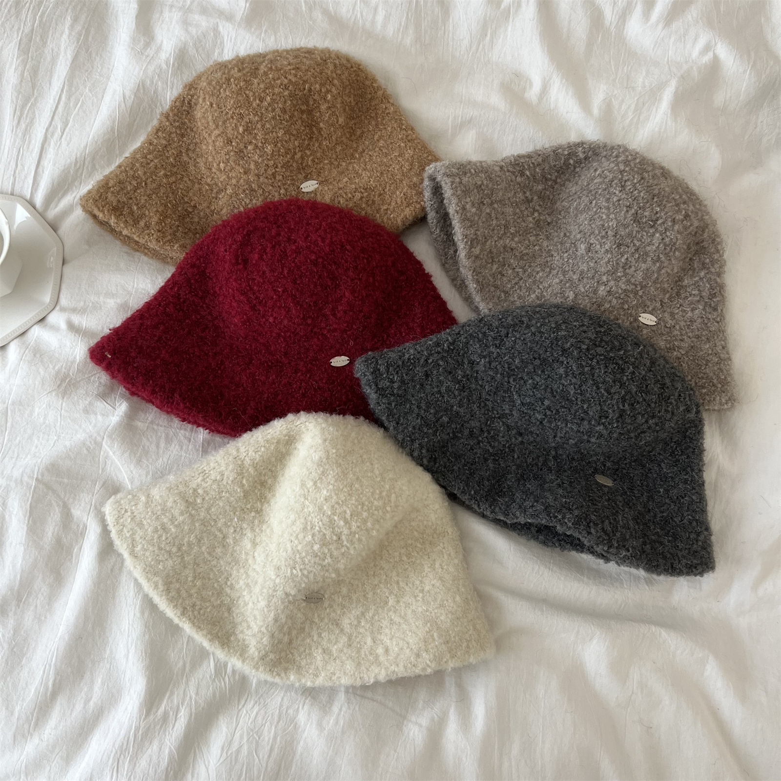 定制款~韩系显脸小毛绒渔夫帽女秋冬白色帽子水桶帽百搭保暖盆帽