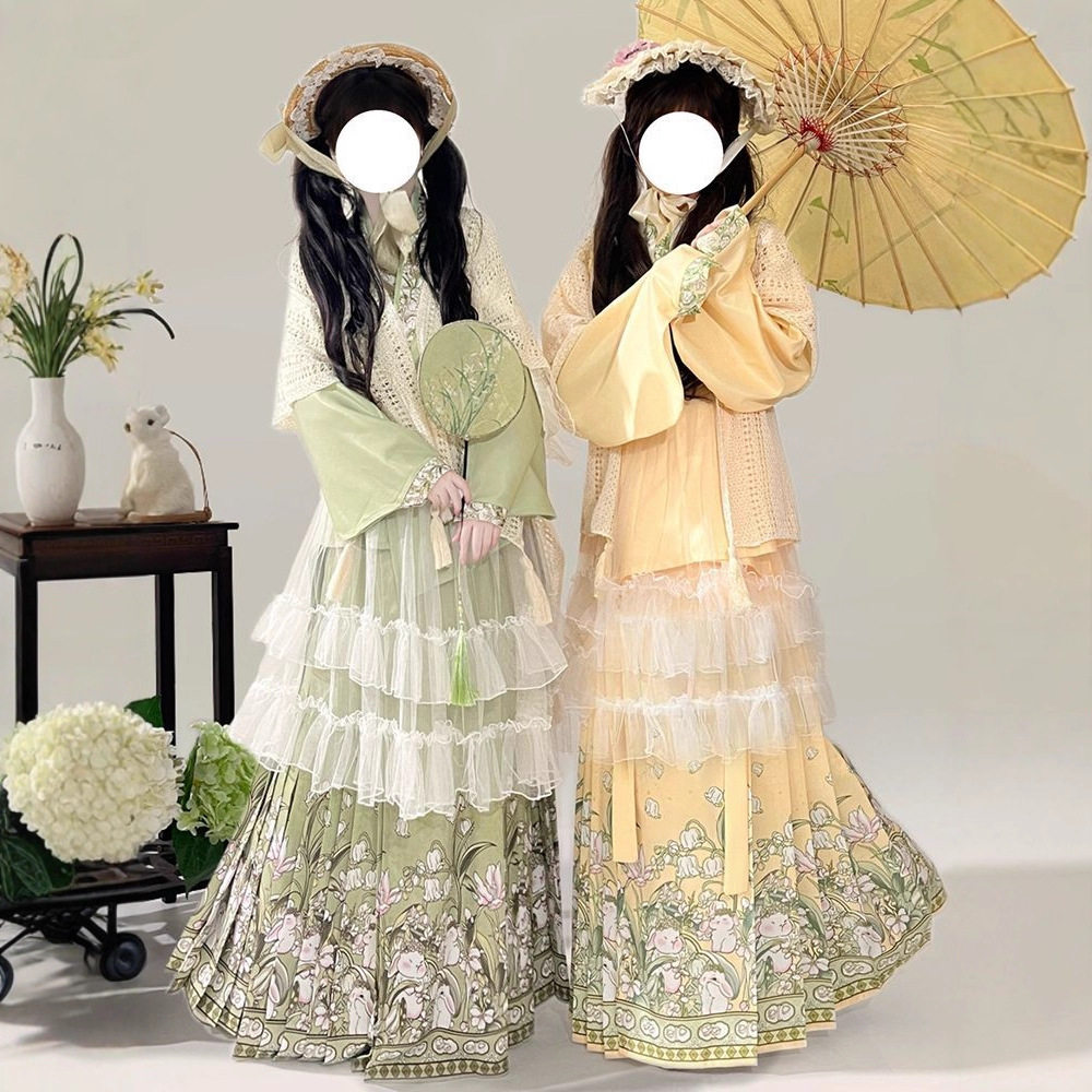 原创汉洋折衷明制汉服女2025新款交领琵琶袖马面裙洛丽塔罩裙套装