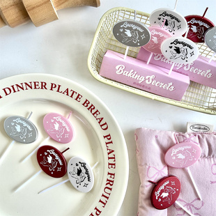 烘焙秘密 214情人节丘比特椭圆牌蜡烛 爱神之箭珠光情侣告白蛋糕