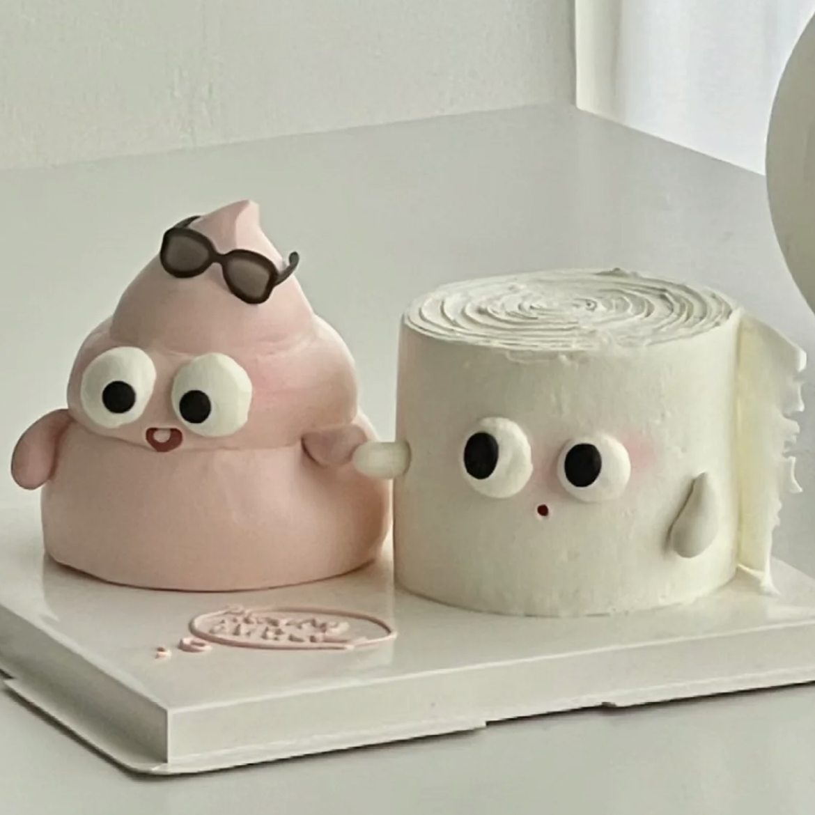 烘焙秘密 小红书搞怪便便卷纸蛋糕装饰 迷你小眼镜蛋糕装饰,节庆用品/礼品,节日装扮用品,淘宝优惠券,粉丝福利购,淘宝优惠卷