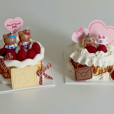 烘焙秘密 214情人节抱爱心小狗蜡烛格纹西装小熊情侣纪念爱心插牌
