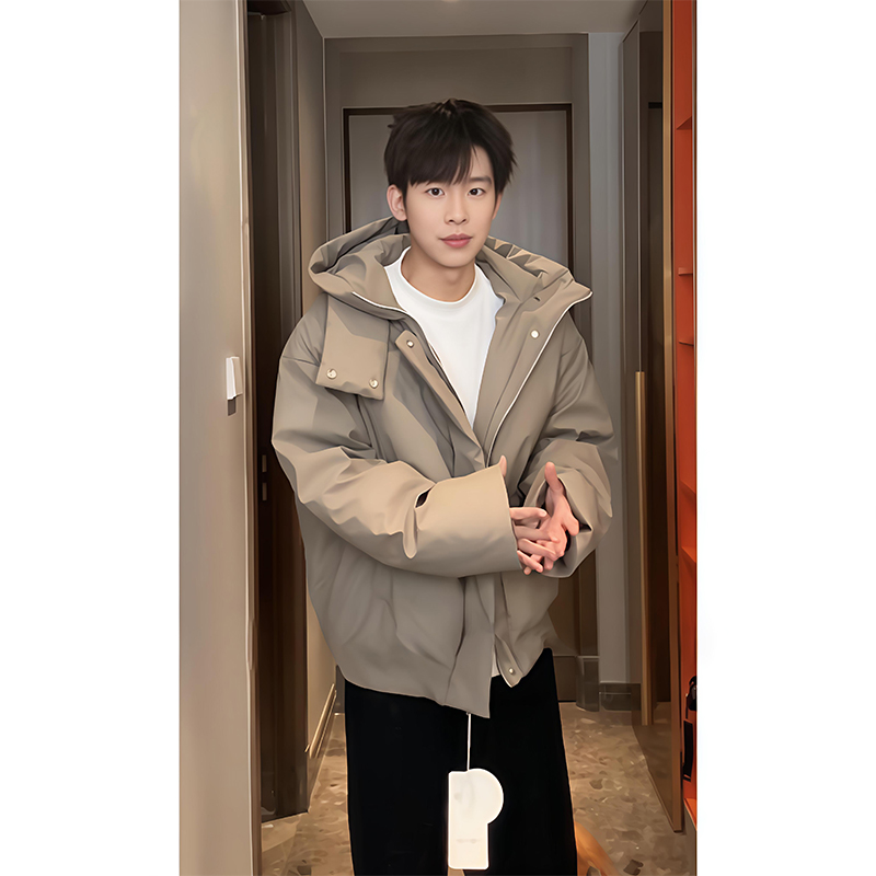 美式短款PU皮连帽羽绒棉服