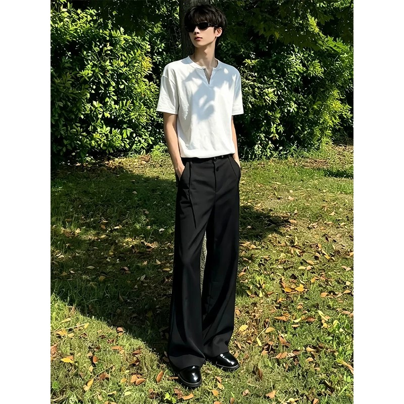 黑色冰丝垂感男士显瘦微喇西裤图片