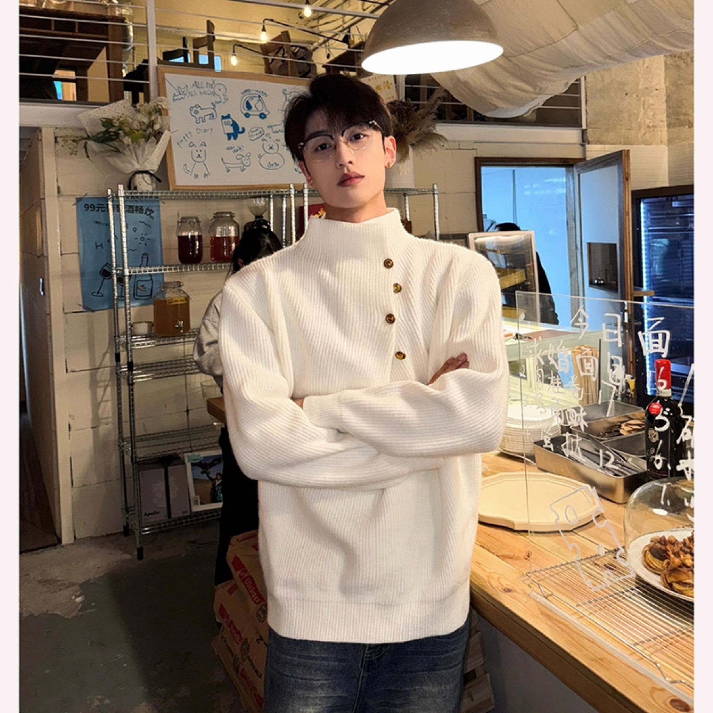 米白色侧扣高领毛衣男秋冬款