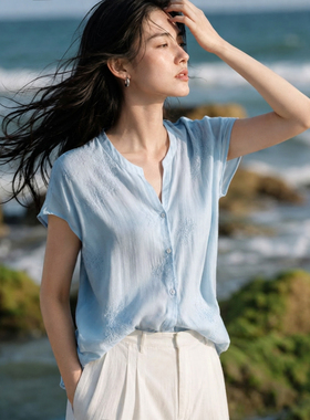IHIMI海谧含桑蚕丝汉麻重工绣花衬衫女26夏新款国风质感蓝色短袖