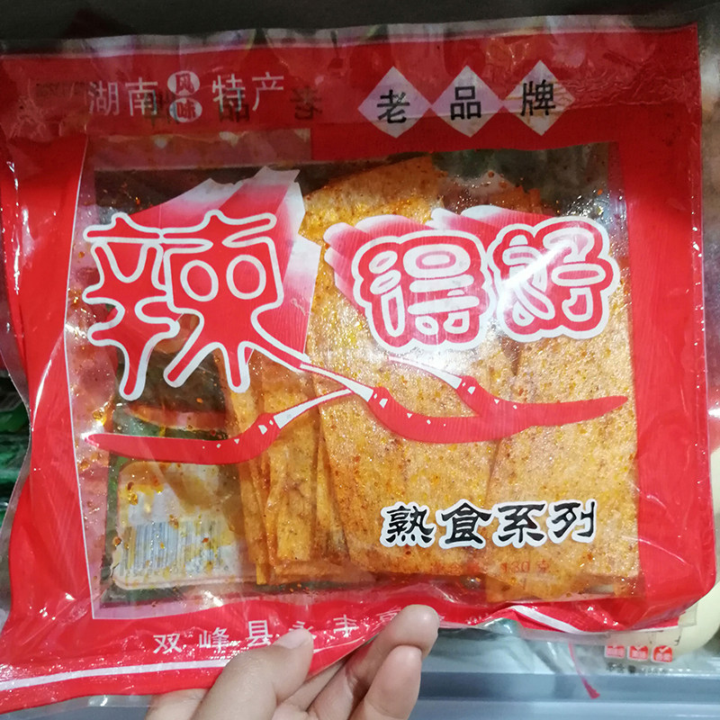 贵州辣得好辣片豆腐干辣条90g网红麻辣休闲食品小吃儿时怀旧零食