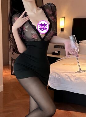 成熟性感V领蕾丝OL制服包臀裙