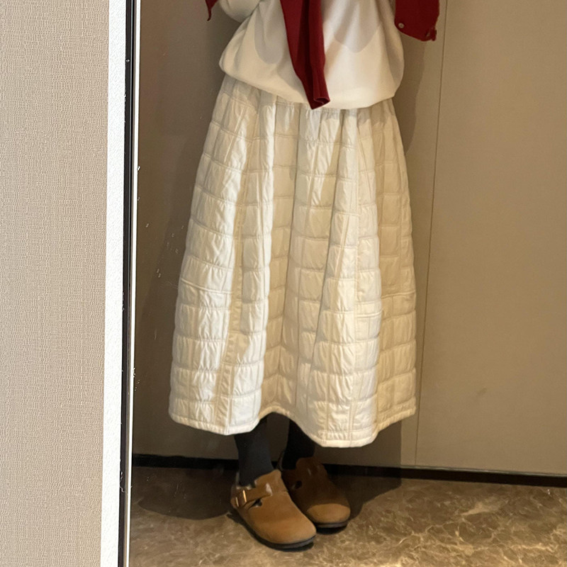 糟了的好喜欢！米色方格中长灯笼半身裙早春新款温柔风百搭直筒裙