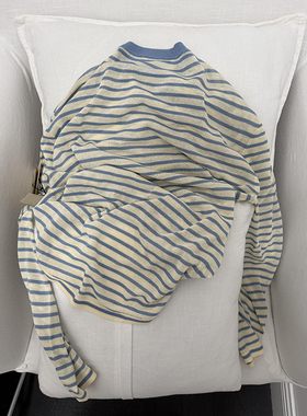 糟了的好喜欢！纸片人蓝色条纹圆领薄针织T恤早春新款薄款打底衫