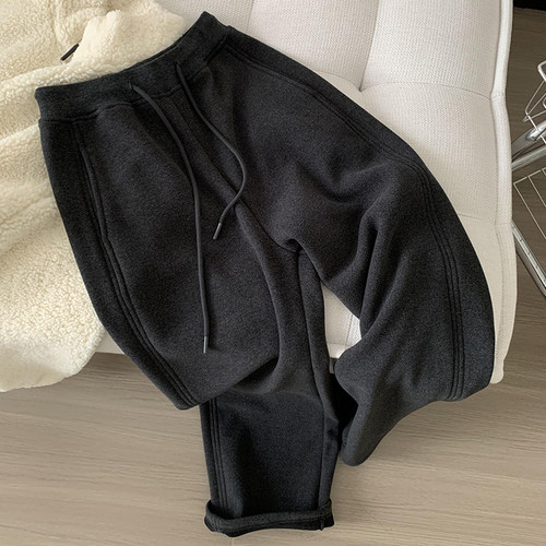 深灰色加绒松紧腰直筒弯刀裤冬季