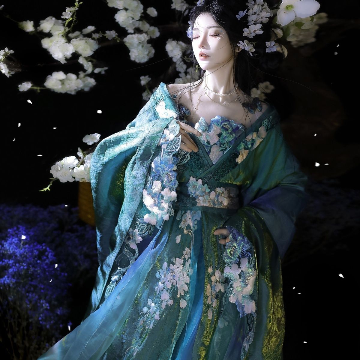 花千树-改良战国袍汉服刺绣渐变重工新品春夏新品