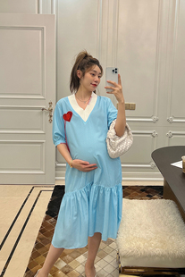 鱼尾裙子薄款 宽松中长款 V领条纹刺绣设计感泡泡袖 孕妇连衣裙夏款