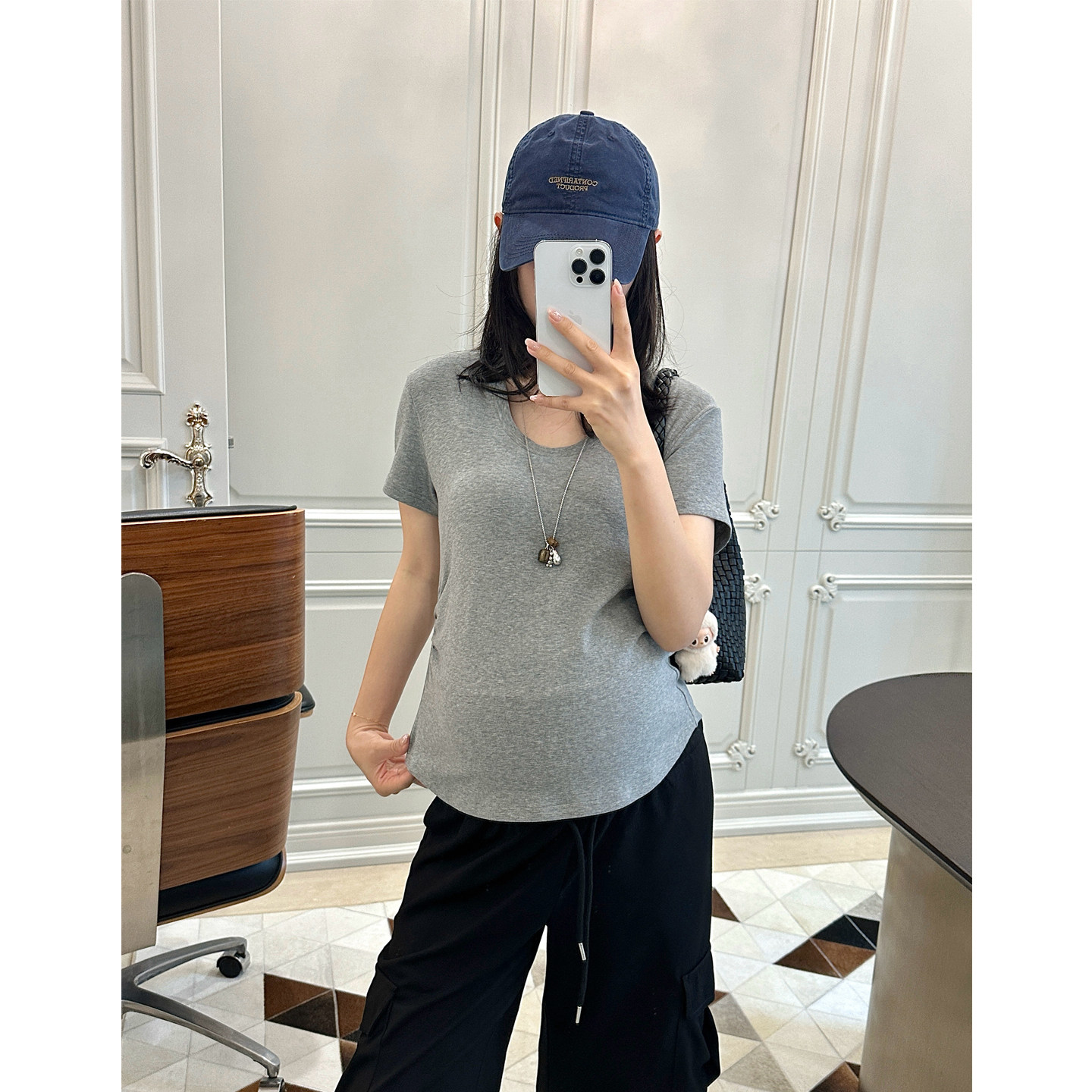 LeoMami孕妇装夏季莱赛尔U领短袖T恤薄款修身显瘦百搭简约上衣