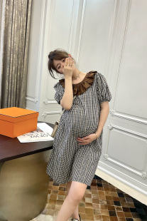 【LeoMami】高级感孕妇装夏季宽松时尚休闲荷叶领格子连衣裙潮妈