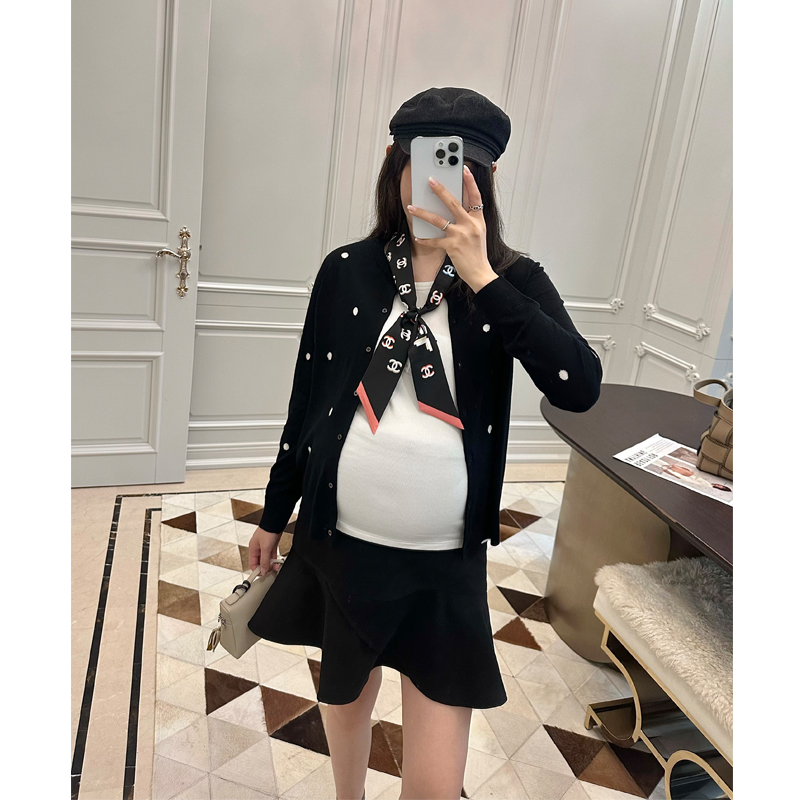 孕妇装春秋波点羊毛针织开衫外套