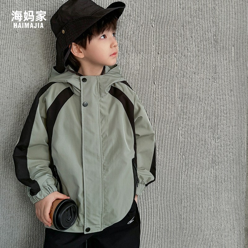 海妈家2025新款男童春秋款连帽外套三防冲锋衣儿童韩版童装春装